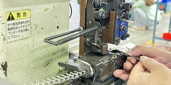 Manual Wire Crimping