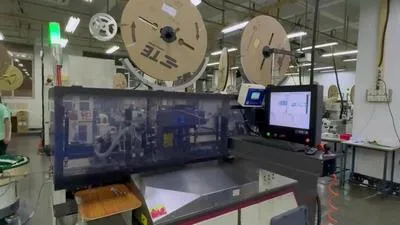 Automatic Wire Crimping